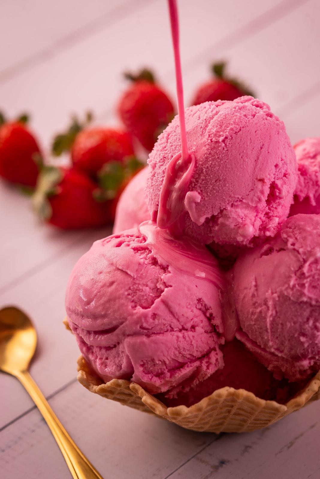 Gordura do bem: Confeiteira desenvolve receita de sorvete com óleo de palma no lugar da gordura hidrogenada, em Goiânia