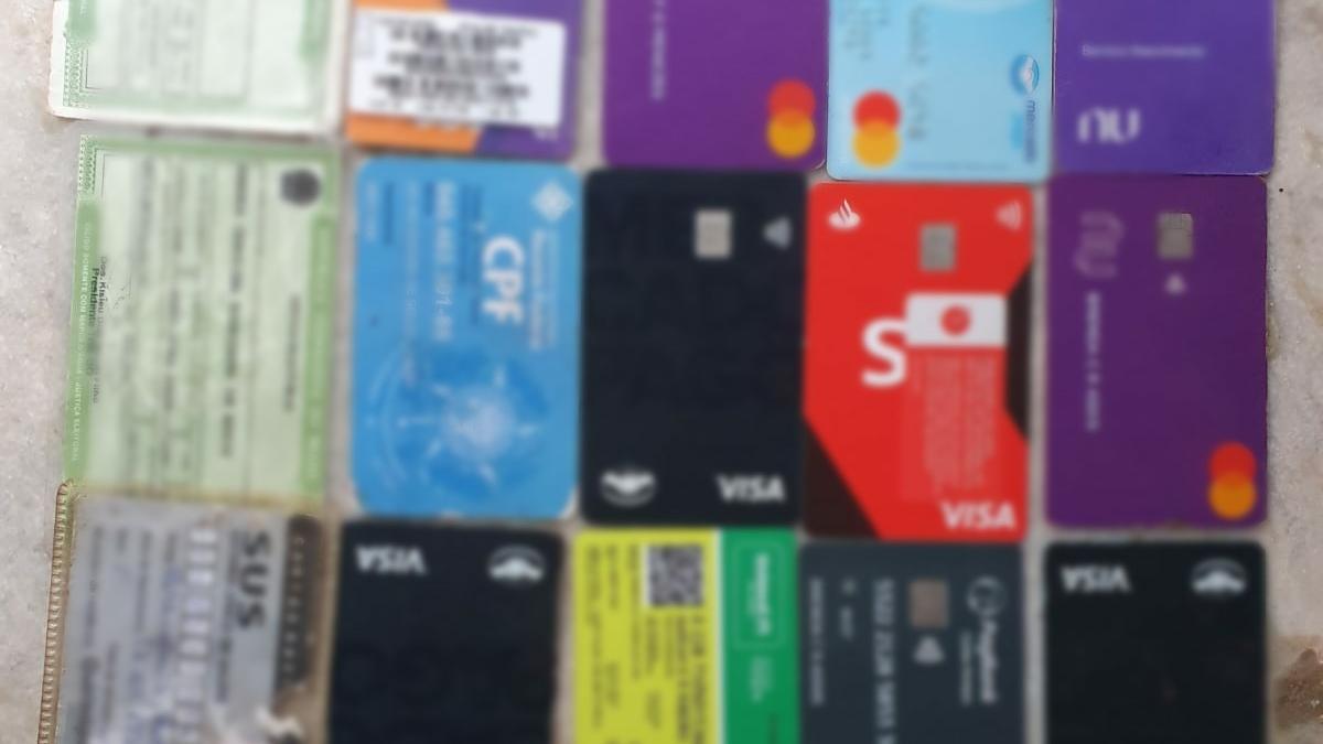 Suspeito de participar de fraudes de R$ 50 milhões no Auxílio Emergencial é preso em Goiânia pela PF