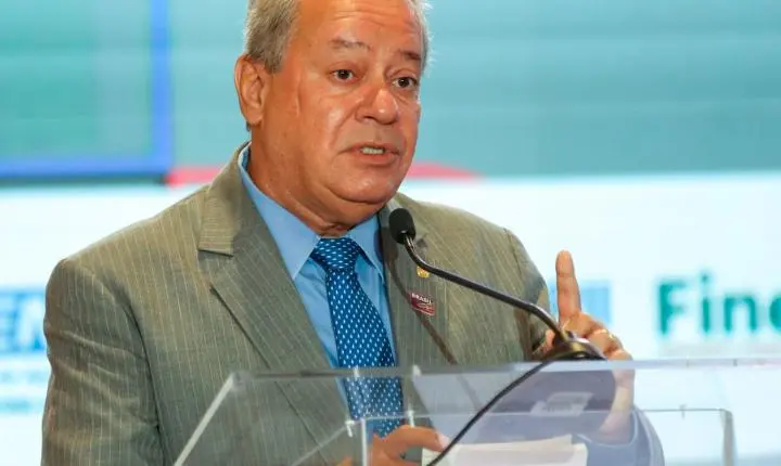 CNI vê risco para exportações com tarifa de 25% dos EUA