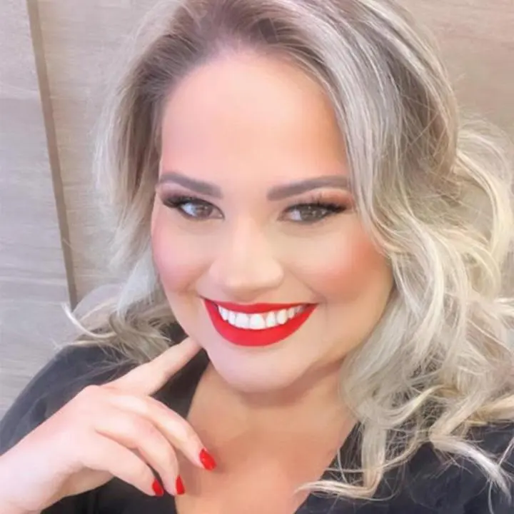 Dra. Flaviane Freitas