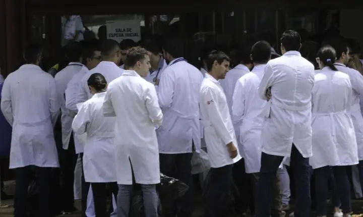 Enare: inscrição para residência médica com pré-requisito segue até 4ª