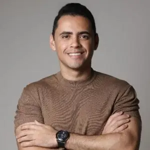 Dr. Marcus Vinícius